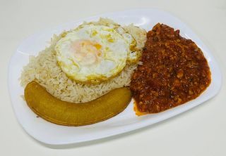 arroz a la cubana