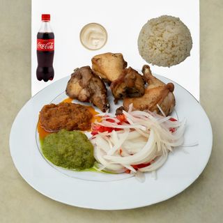 Attiéké + 1/2 Poulet + 1 Boisson aux choix