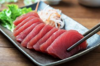 Sashimi de atún (5 pzs.)