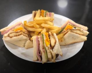 Sándwich Club House 3 Pisos