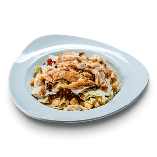 SALATĂ CAESAR CU PIEPT DE PUI LA GRĂTAR