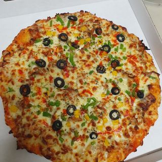 6 Pizza 4 Quesos (Mediana)