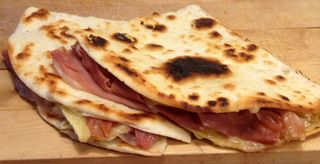 Piadina speck e brie