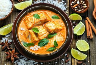 Ryba w sosie curry 250g