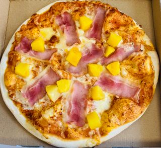 Pizza Hawaii  Ø32cm/ Ø50 cm