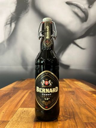 Бира Бернард тъмен (500мл)