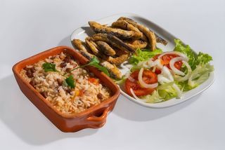 Petinga Frita c/ arroz de feijão