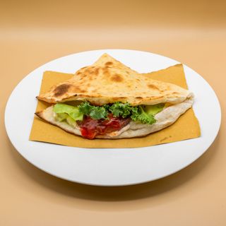 Focaccia triangolo Stracci di Pollo