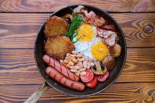 ინგლისური საუზმე