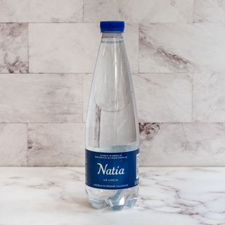 Acqua naturale