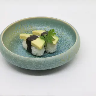 64 Nighiri avocado