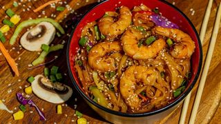 ბრინჯის ლაფშა კრევეტებით