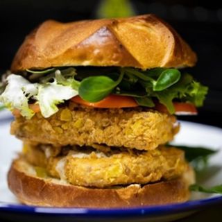 TOFU AHUMADO BURGER