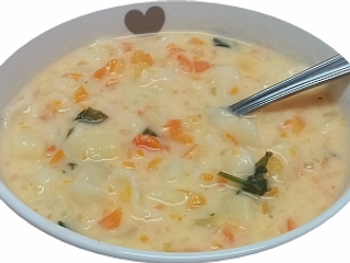 Szpianakowa z makaronem