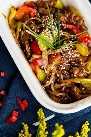 Junetina sa povrćem