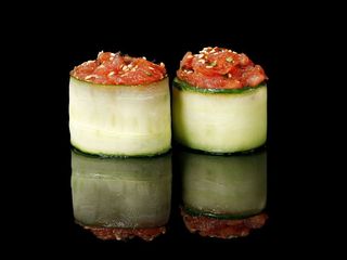 Gunkan z tuńczykiem (2 szt.)