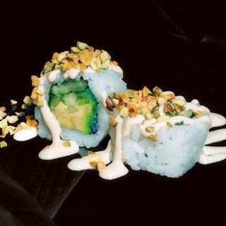 120. Uramaki vegetal (8 piezas)