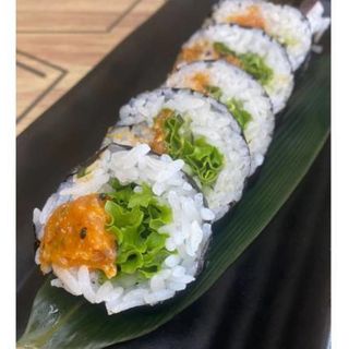 Futomaki de Salmón Picante