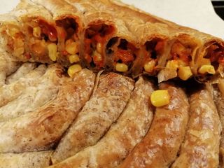 Pita kurkuma sa sirom, ajvarom i kukuruzom šećercem