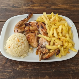 1/2 Frango C/ Acompanhamento