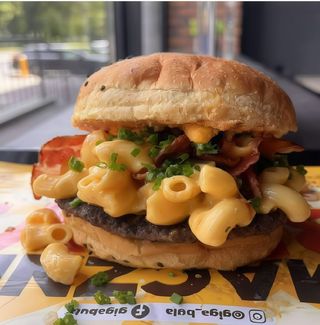 MAC'N CHEESE Burger