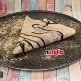 Slatka palačinka sa Nutellom, plazmom  i višnjom