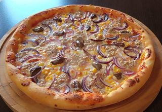 Pizza Ton 580g + gratuit un sos sau un cola\fanta sau o apa