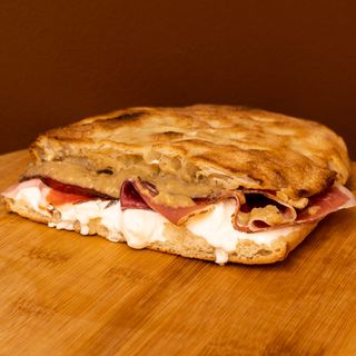 Schiacciata Punta Ala (schiacciate toscane-cottura su pietra)