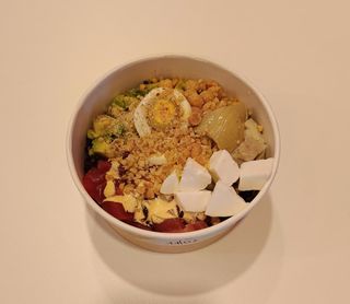 2. Riso nero, tonno e soia, mayo e pomodorini