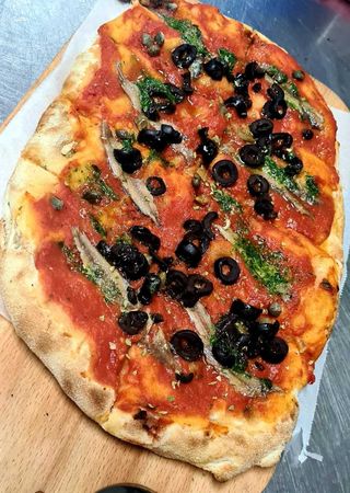 Pinsa Clásica Napolitana (19 x 60 cm.)