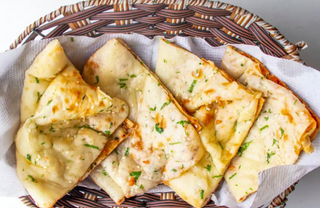 Chilly Cheese Garlic Naan