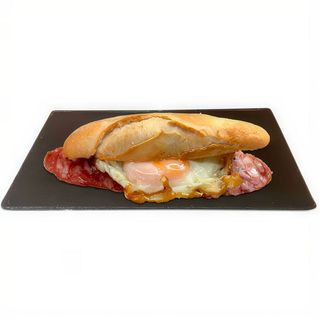 Montadito Cojonudo De Salchichón Ibérico