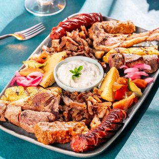 BBQ Griega Para 2 Personas