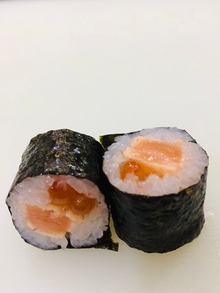 17 Maki de Tataki Salmó amb Caviar de Salmó (8 Pzs.)