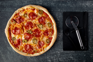 Pizza Cheddar Hot Pepperoni 530 g