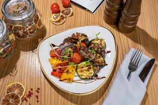 Legume mixte la gratar