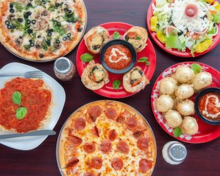 Menú 3 Pizza Grande + Croqueta De Pollo (6 Uds.) + Cola 21