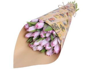 Buchet de lalele Salut