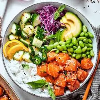 Salmon poke bowl