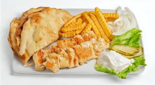 Pureći ražnjići s povrćem i pancetom