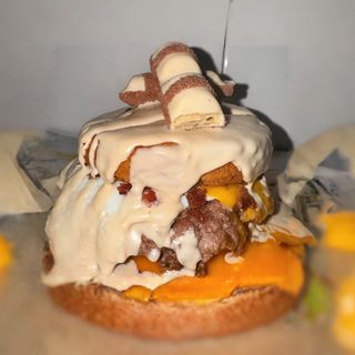 Sexy Burger Sweet Pleasure + Patatas Fritas 