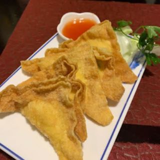 Wantan  frito crujiente de gambas