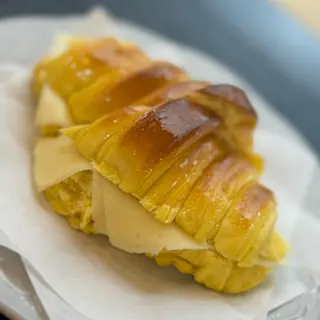 Croissant com Queijo
