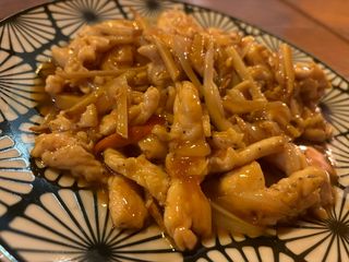 31. Pollo Con Cebolleta Y Jengibre