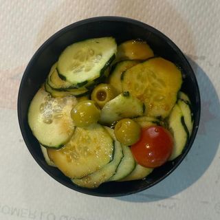 1. Ensalada De Pepino