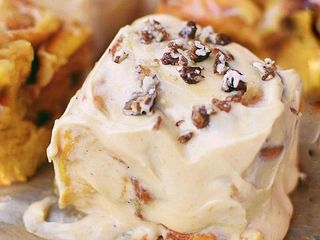 Булочка з корицею (310g)