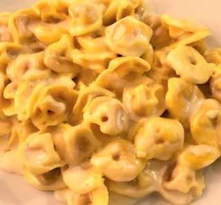 Tortellini alla panna