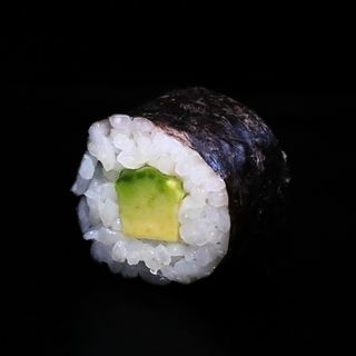 Хосомаки с авокадо