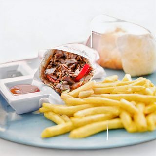 Sandwich naan chawarma poulet