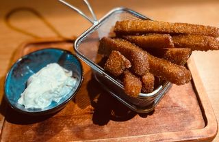 Гарлики с соусом "Тартар"